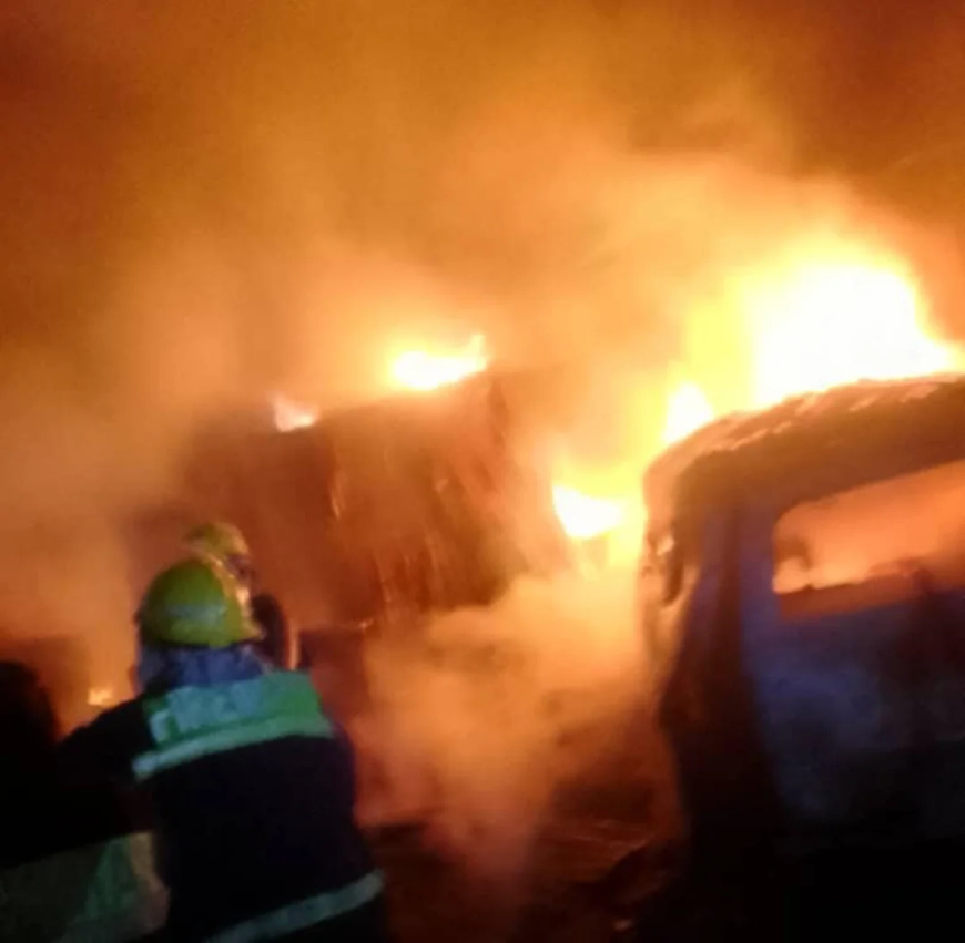 Four vehicles, container burnt as fire guts mechanic workshop in Oyo