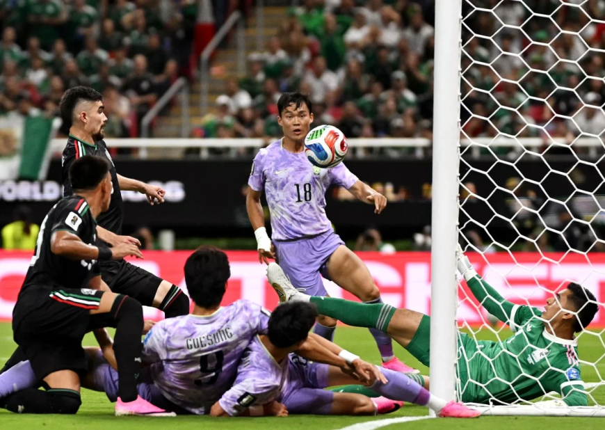 Mexico become first team to reach 2026 World Cup knockout stage