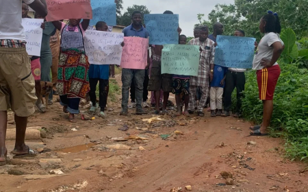 Ondo community protests over deplorable road, seeks Aiyedatiwa’s intervention