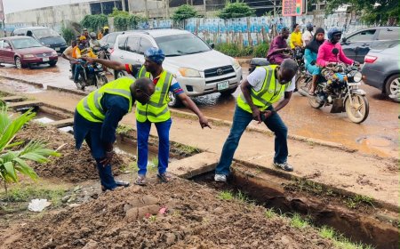 Ogun NUJ Federated Chapel Clears Blocked Drainage to Tackle Flooding, Erosion