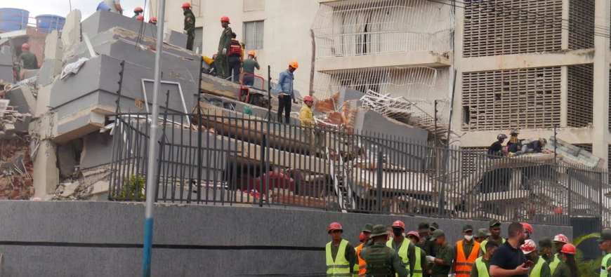 Venezuela earthquake: Three-year-old rescued alive after six days