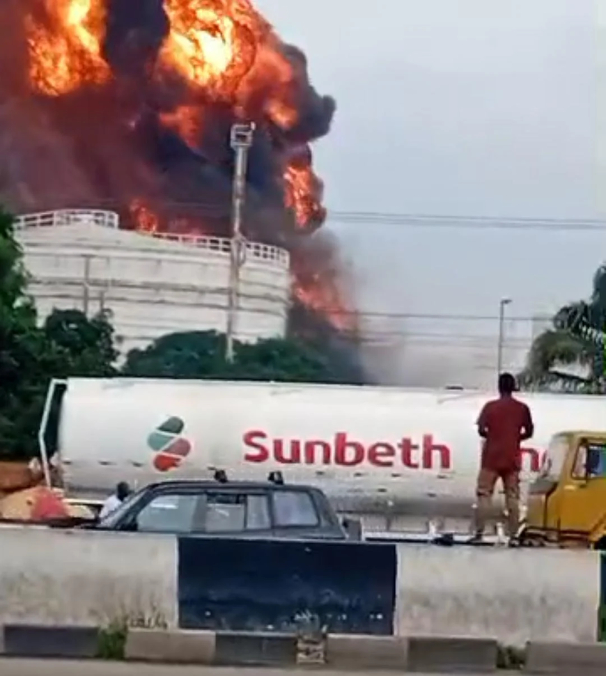 Fire guts fuel terminal in Lagos