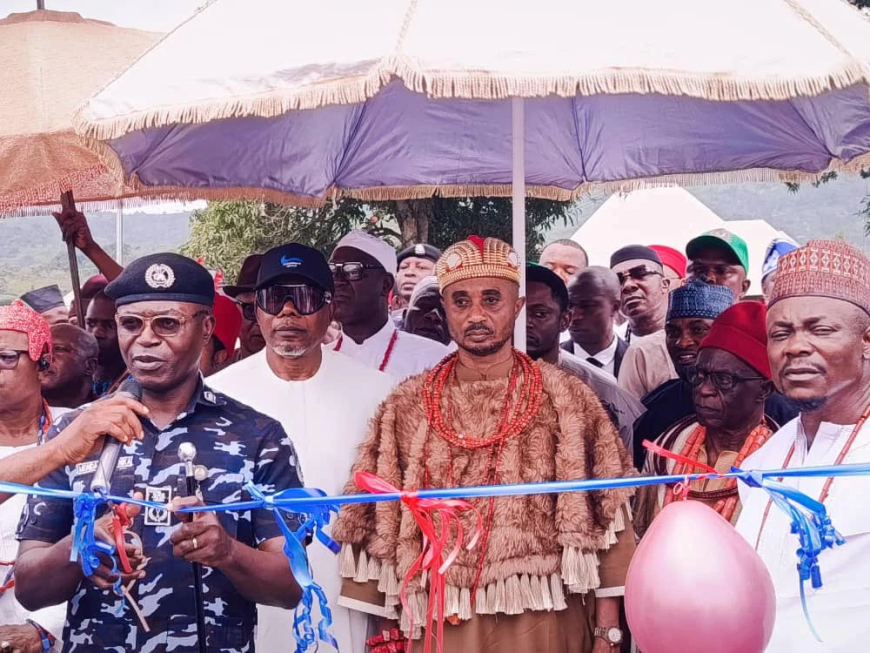 Monarch urges investors to establish businesses in Edo community