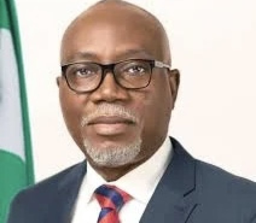 Aiyedatiwa offers automatic jobs to seven outstanding corps members