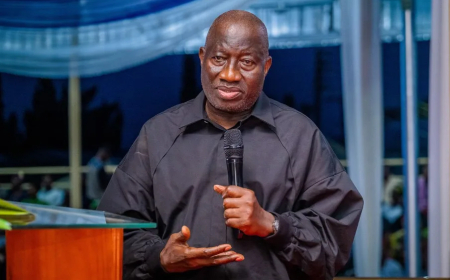 Soyinka to Tinubu: Probe unresolved assassinations as promised