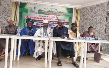 Osun Muslim Group questions Adeleke’s record, backs Oyebamiji