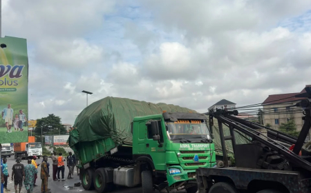 Gridlock in Lagos as trailers, cars collide in dual accidents