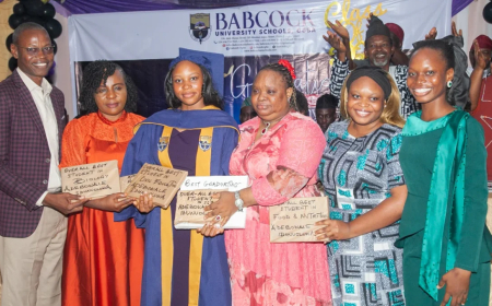 Babcock VC urges graduating students to embrace new opportunities