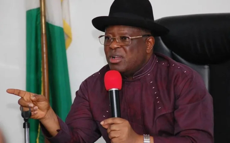 Umahi inspects Benin-Agbor-Asaba expressway, apologises to commuters