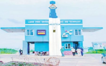 LASUSTECH lecturers protest salary delay