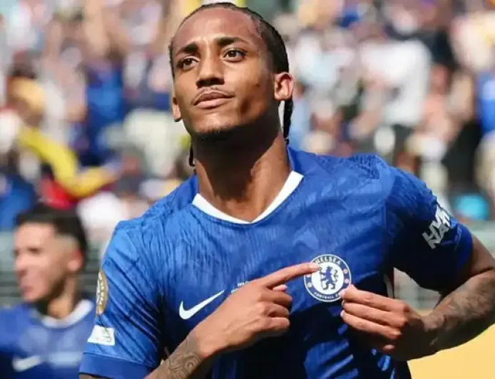 Joao Pedro extends Chelsea stay with new long-term deal