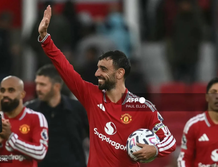 EPL: Fernandes hat-trick inspires Man Utd rout of Ipswich