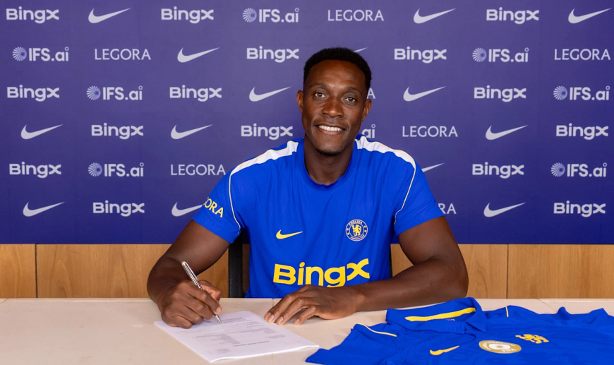 Chelsea complete signing of Danny Welbeck from Brighton