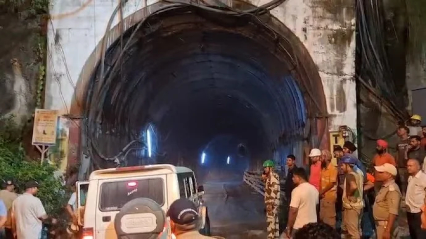 Seven workers killed, 19 rescued in India tunnel accident