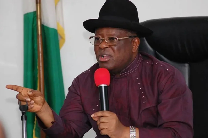 Umahi orders concessionaire to quit Benin-Asaba road over poor work