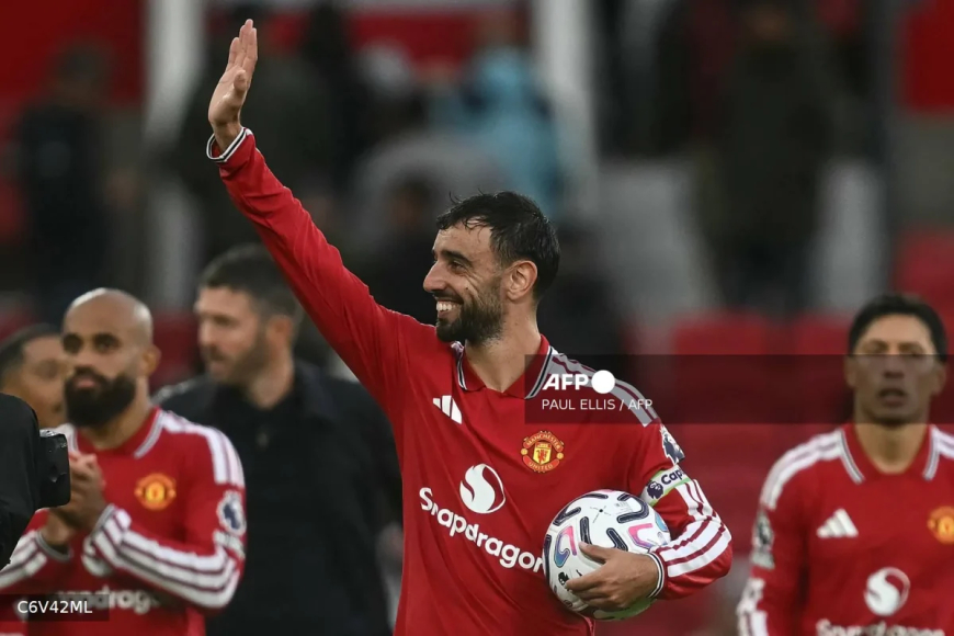 EPL: Fernandes hat-trick inspires Man Utd rout of Ipswich