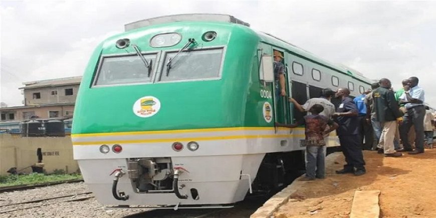 NRC, NSCDC foil railway vandalism attempt, recover nine cylinders in Osun