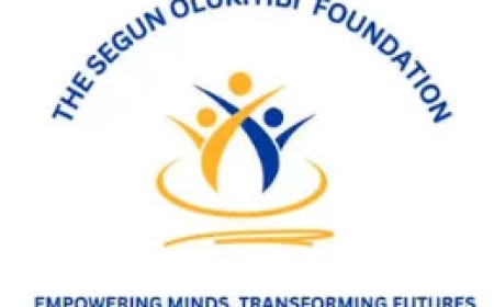Foundation provides school materials to Oyo students