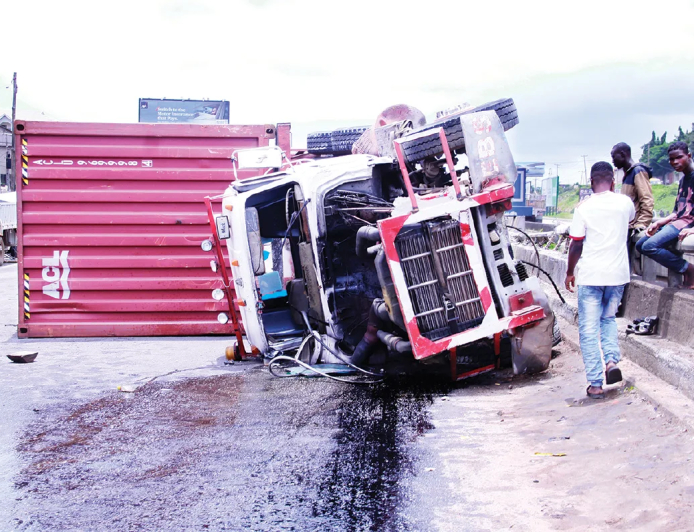 Lagos-Ibadan: Motorists trapped in 14-hour gridlock
