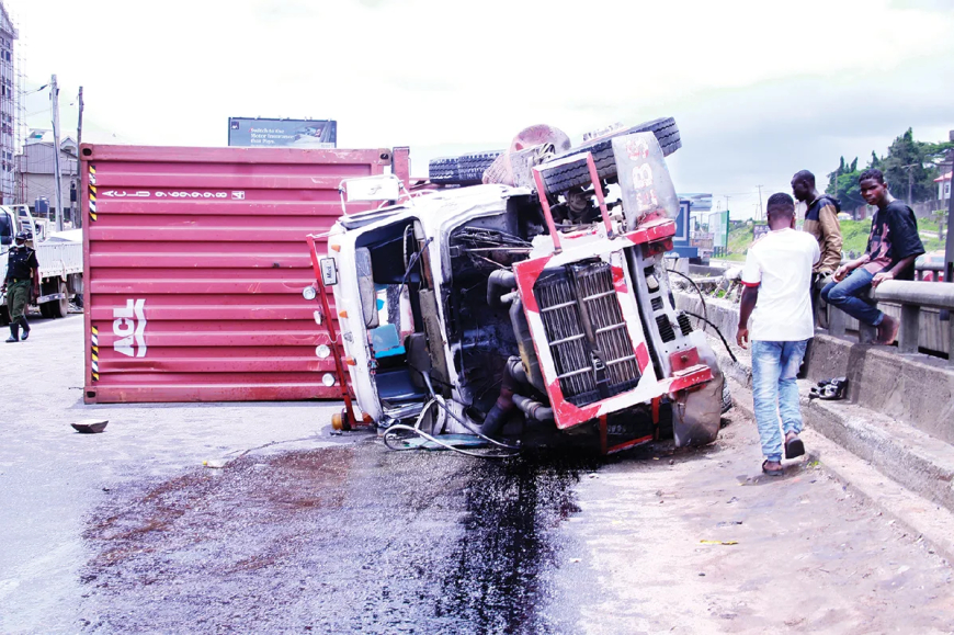 Lagos-Ibadan: Motorists trapped in 14-hour gridlock