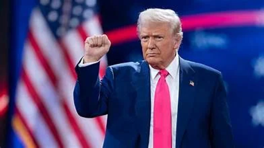 Trump cuts short weekend, returns to White House