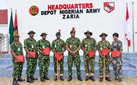 Army sends off discharged senior officers