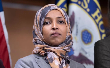 US agents raid congresswoman Omar’s home over immigration paperwork probe