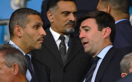 UK P M faces scrutiny over unlisted dinners with Man City chairman