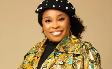 Tope Alabi threatens legal action over Toluwanisings’ death claims