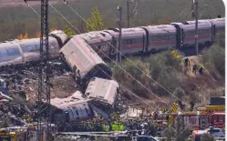 64 dead after 2 high-speed trains collide south of Madrid