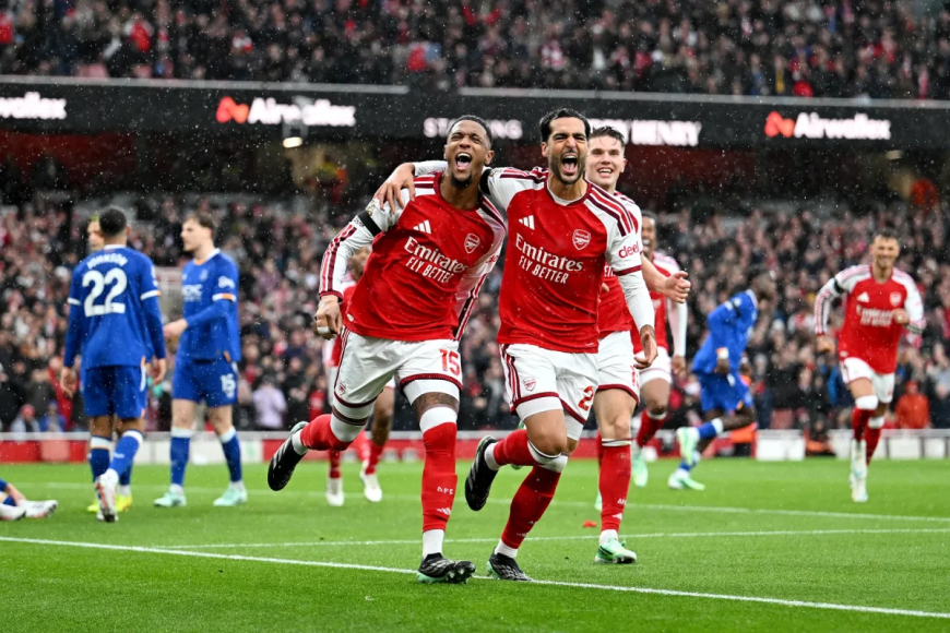 EPL: Arsenal beat Everton 2-0 to level with Man City on points