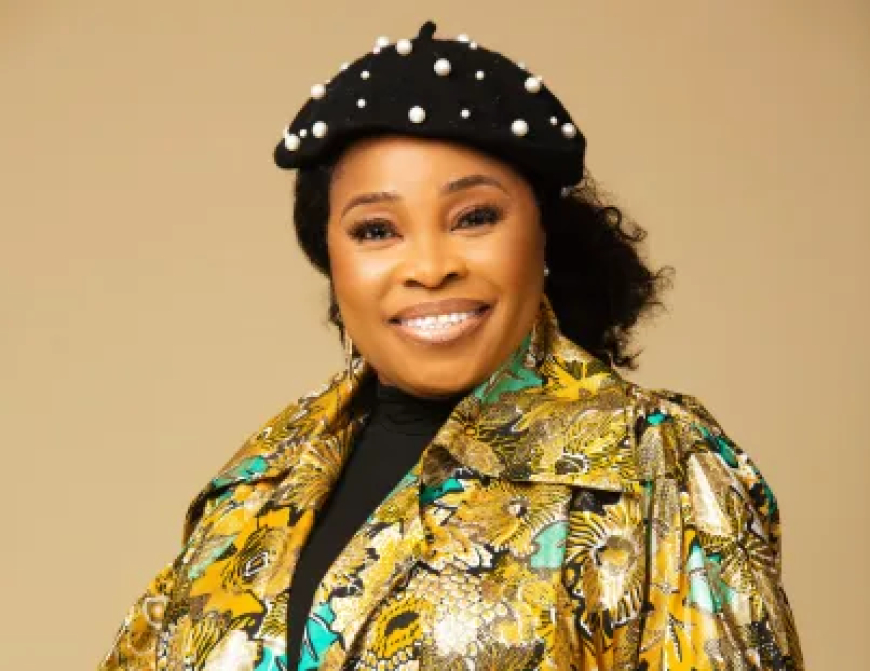 Tope Alabi threatens legal action over Toluwanisings’ death claims